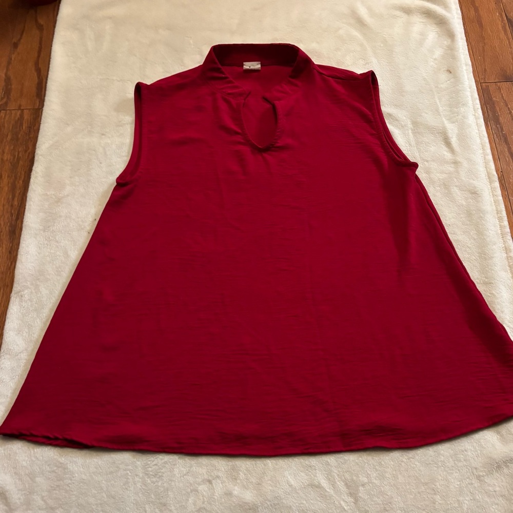 Vintage Sleeveless Red Woman’s Blouse Brand: The Zigzag Stripe Size Large EUC